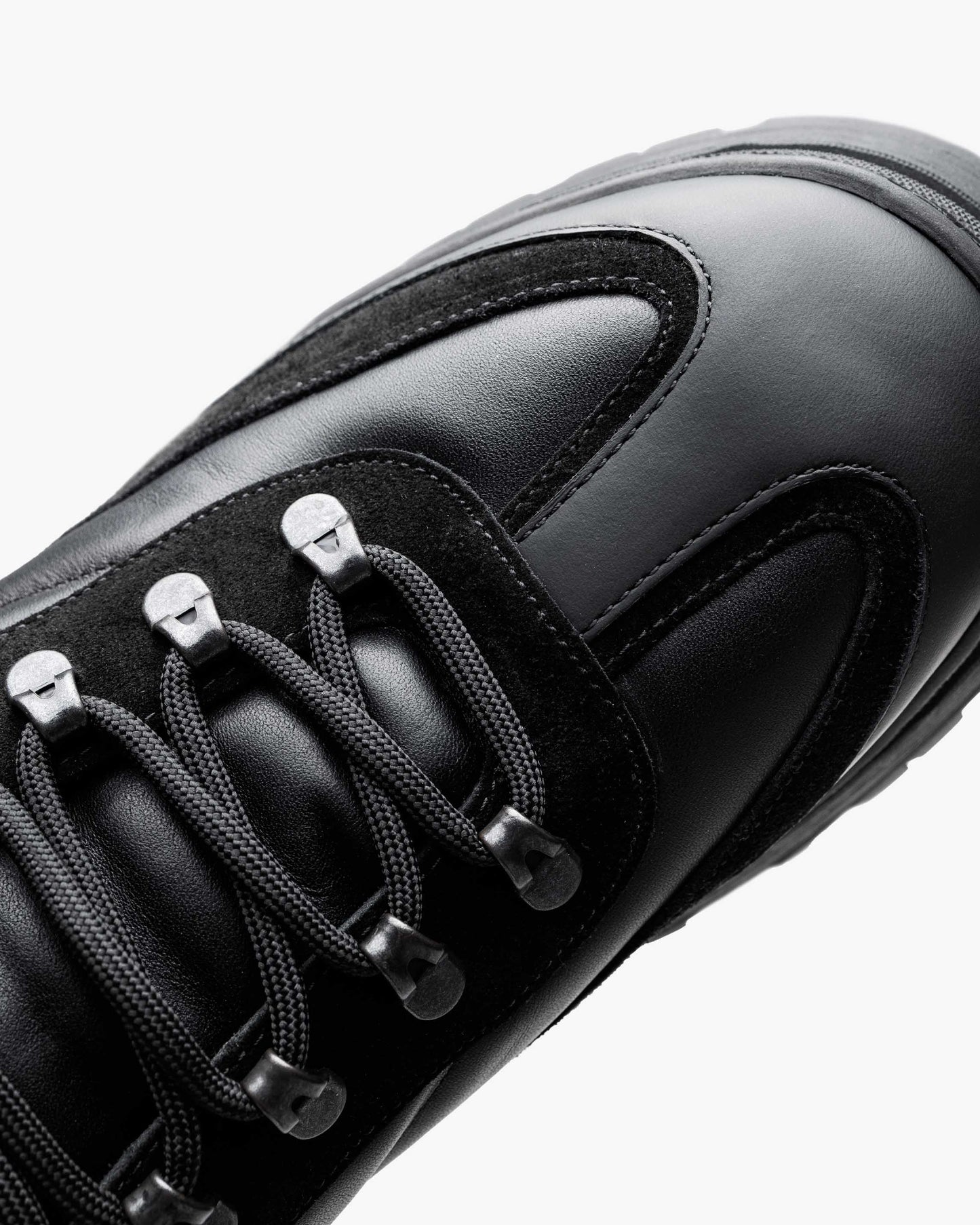 VENTURE LOWS "TRIPLE BLACK"